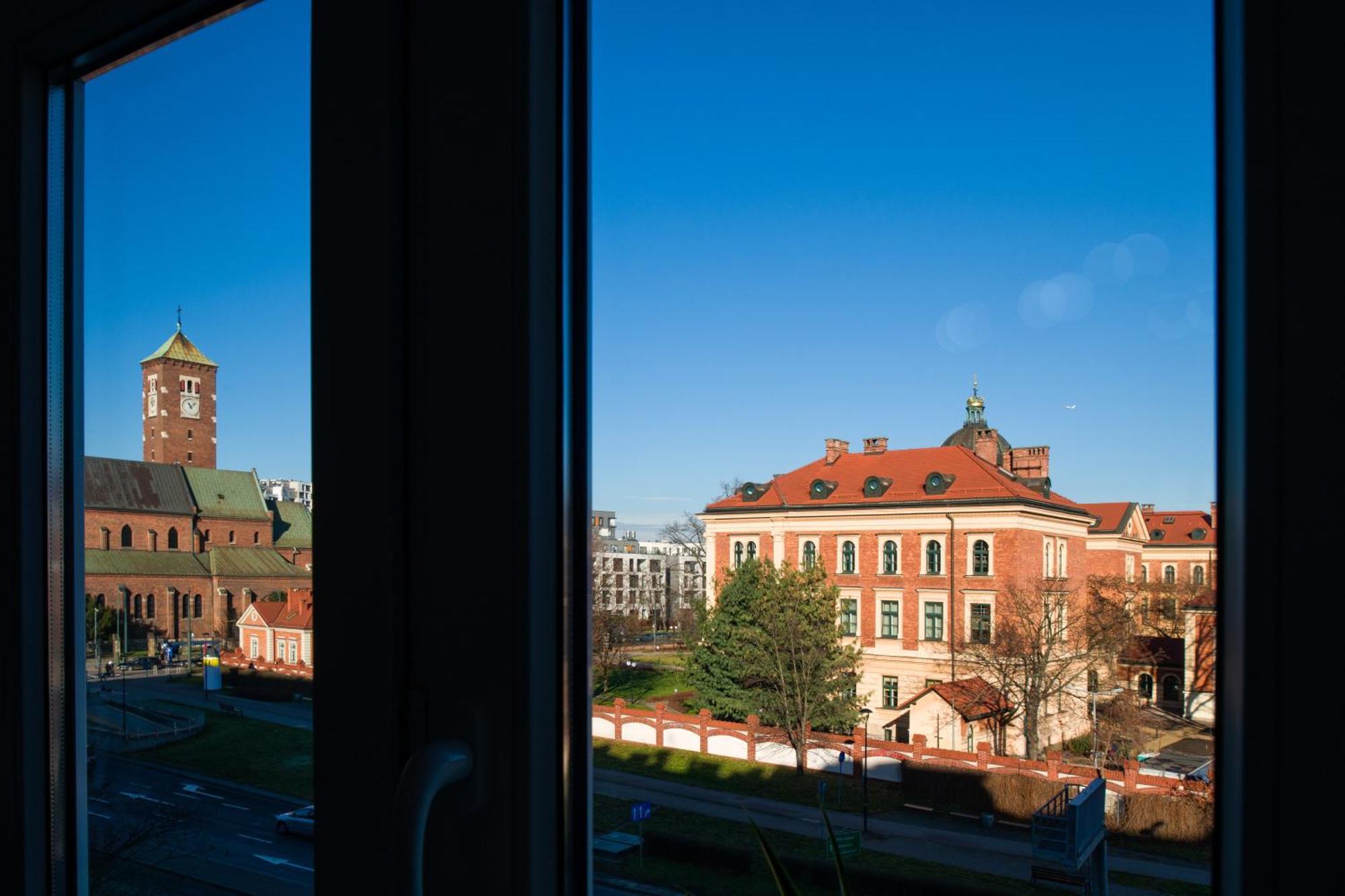 Discover Krakow Apartments - Lubomirskiego St - Classic & Modern - Near Main Station, Netflix And Ac エクステリア 写真