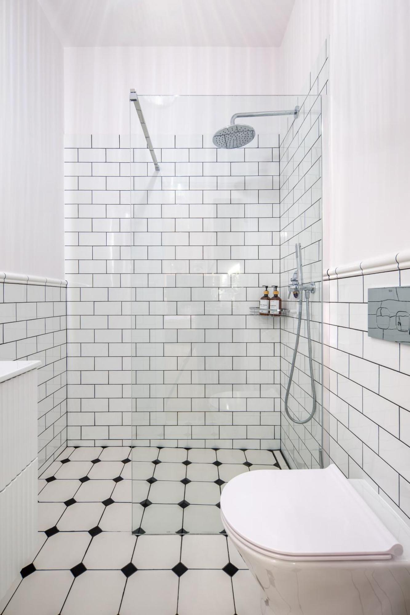 Discover Krakow Apartments - Lubomirskiego St - Classic & Modern - Near Main Station, Netflix And Ac エクステリア 写真