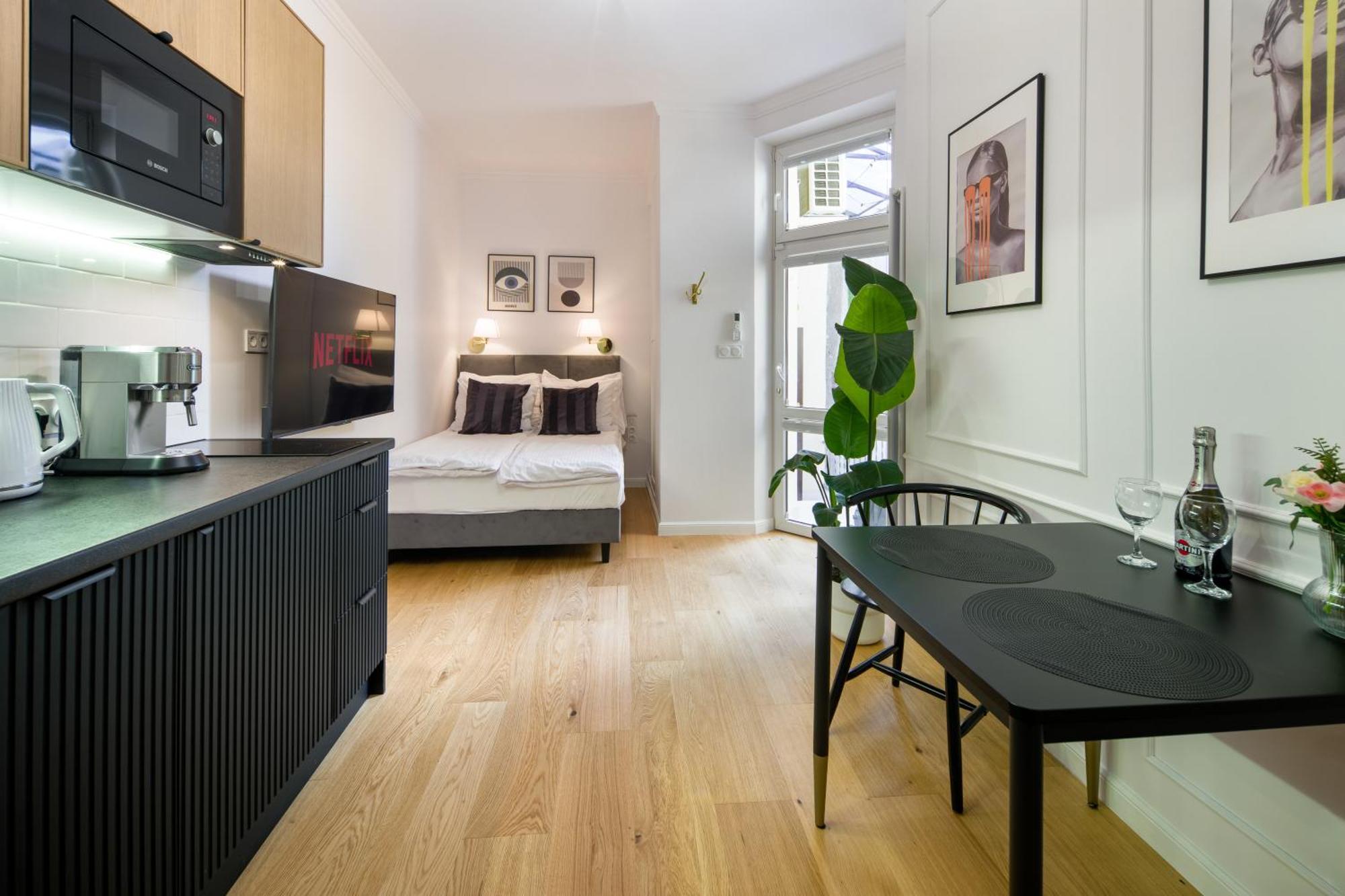 Discover Krakow Apartments - Lubomirskiego St - Classic & Modern - Near Main Station, Netflix And Ac エクステリア 写真